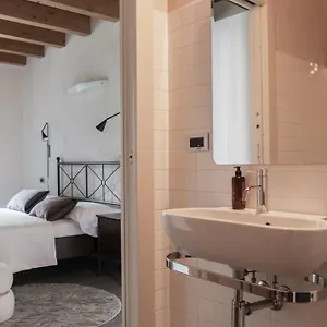 https://jolie-maccagno.it-lombardy.com